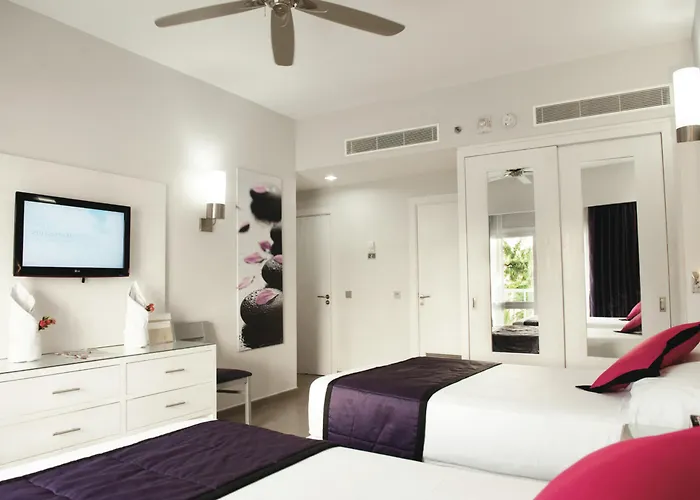 Hotel Riu Palace Costa Rica 4*