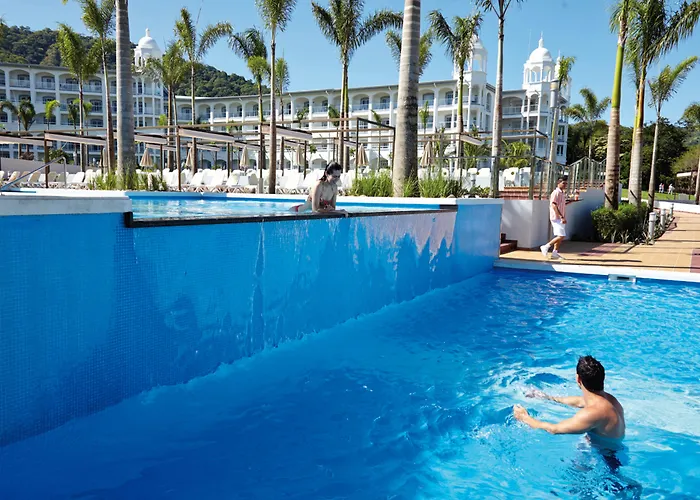 Hotel Riu Palace Costa Rica 4*